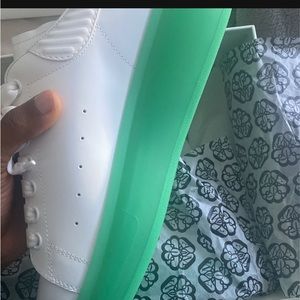 Brand new never worn ask for size